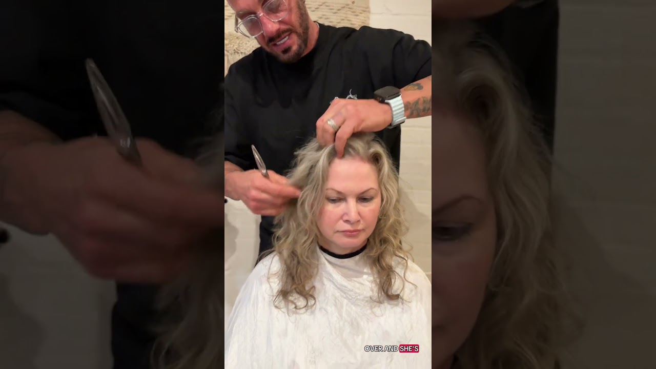 Cutting the triangle out of curly hair ￼