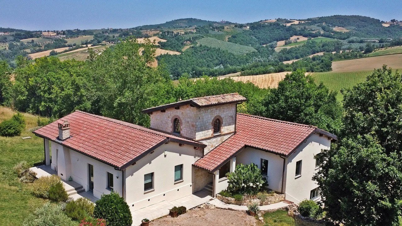 €540K Modern Stone Farmhouse For Sale in Umbria, Near Todi. Full Tour