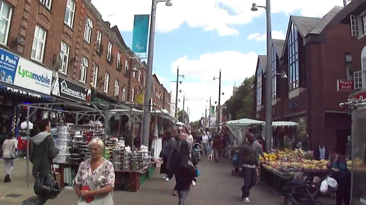 A walk through Walthamstow Street Market, London, 31st August 2012