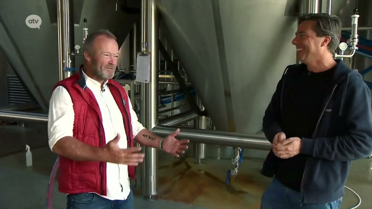 Bij de buren met Steven Goegebeur   HD 1080p