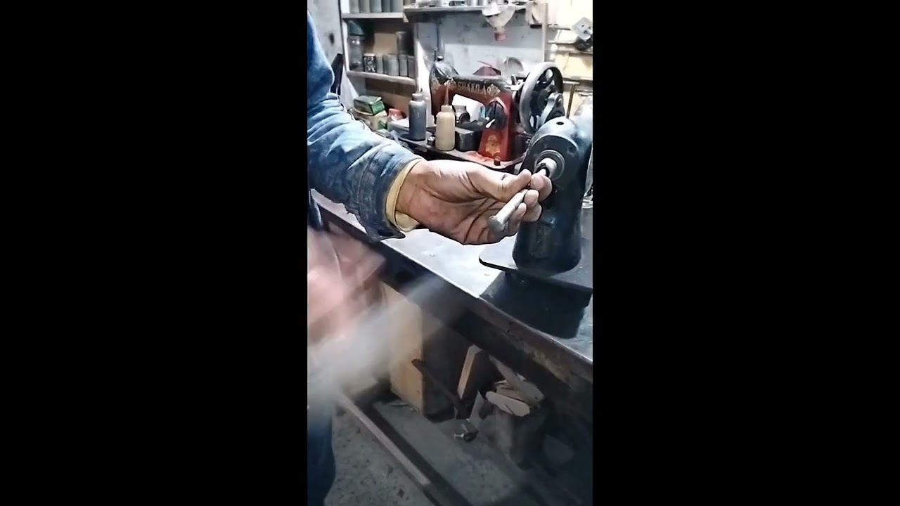 اس وڈیو کو دیکھنے کے بعد آ پ کی سلائی مشین ہوا کی ترہاں چلے گی