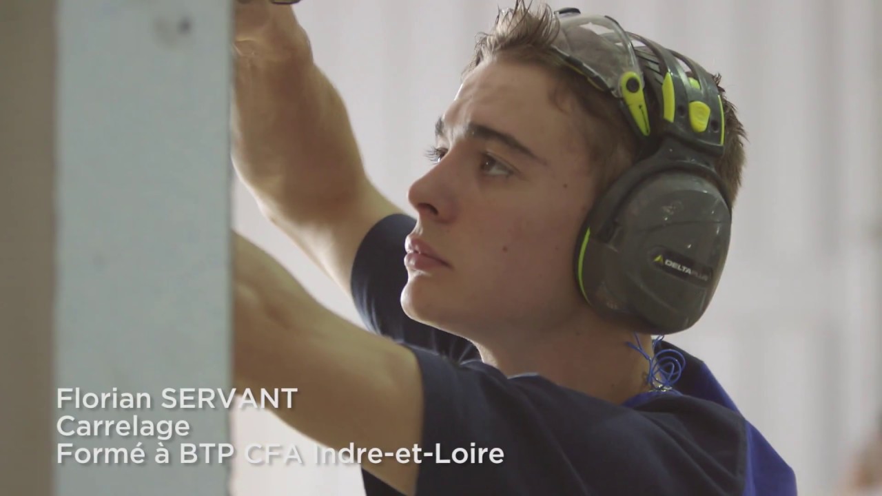 🏆WorldSkills 2017 LIVE : Florian Servant sur le stand carrelage