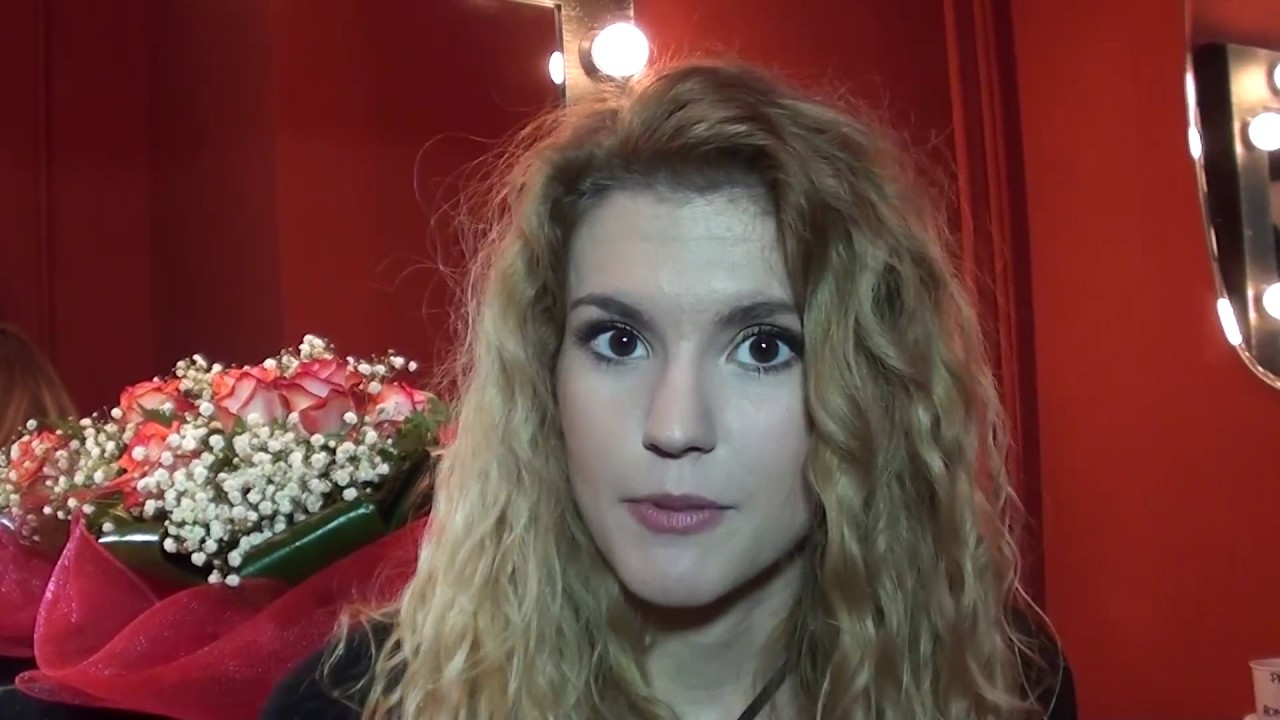 BREVE INCONTRO con DEBORA CAPRIOGLIO
