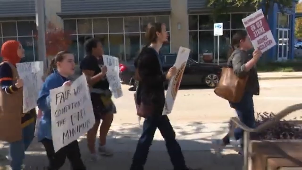 Fort Worth journalists on strike and picketing over labor practices