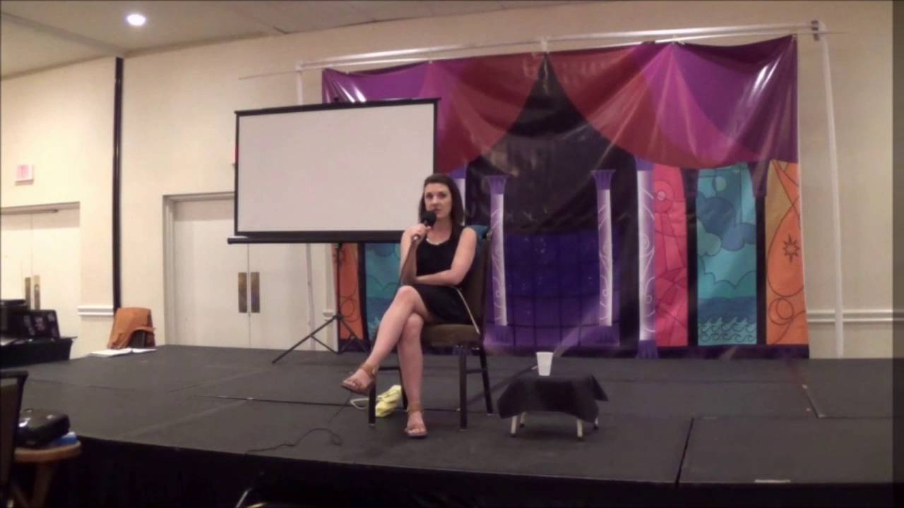 Kelly Sheridan Saturday Q&A @ The Grand Brony Gala 2016