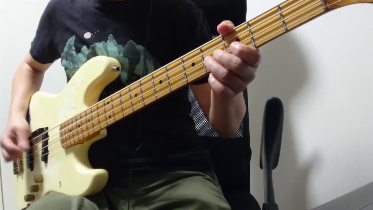 SEX PISTOLS / HOLIDAYS IN THE SUN [Bass Cover]