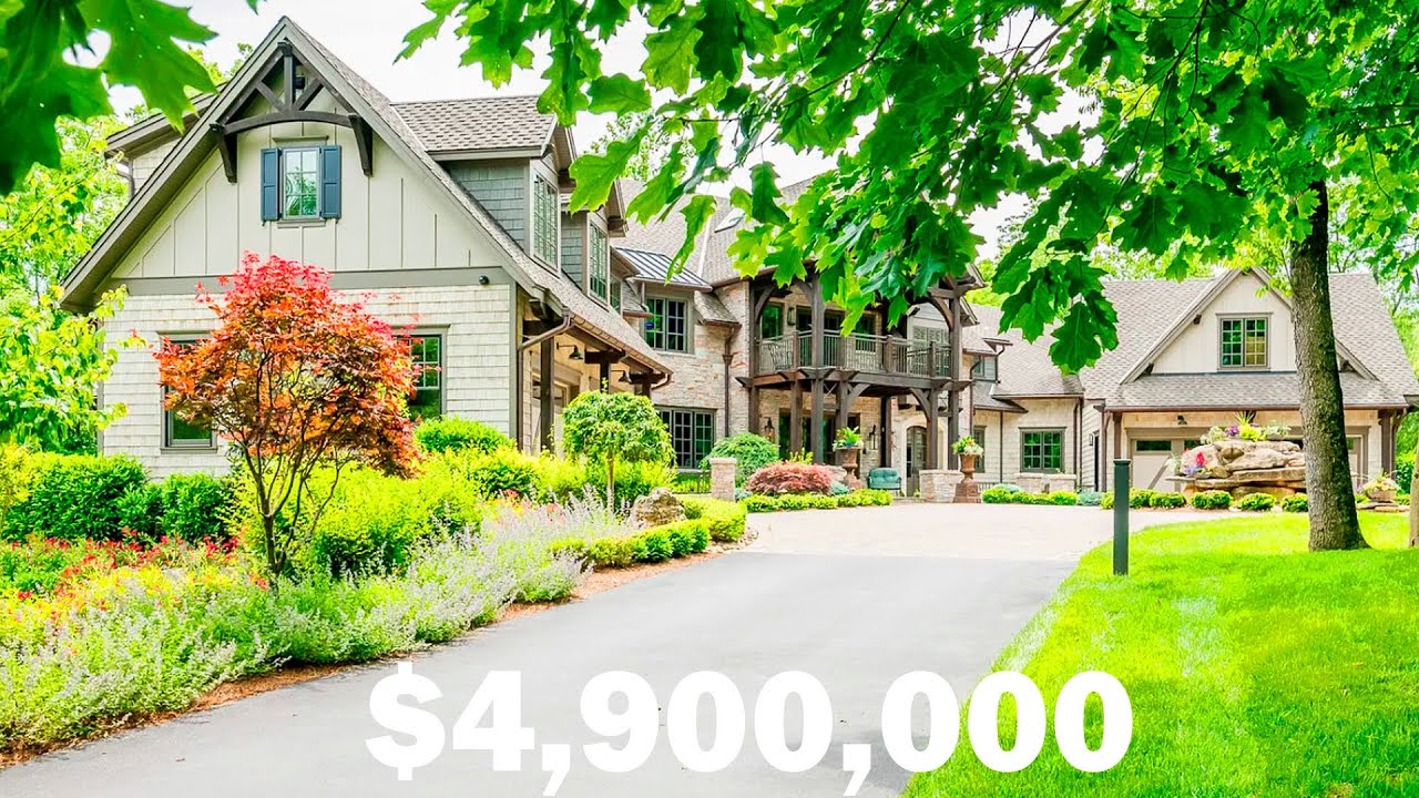 Luxurious and expensive mega mansion in the state of Connecticut for $4,900,000.