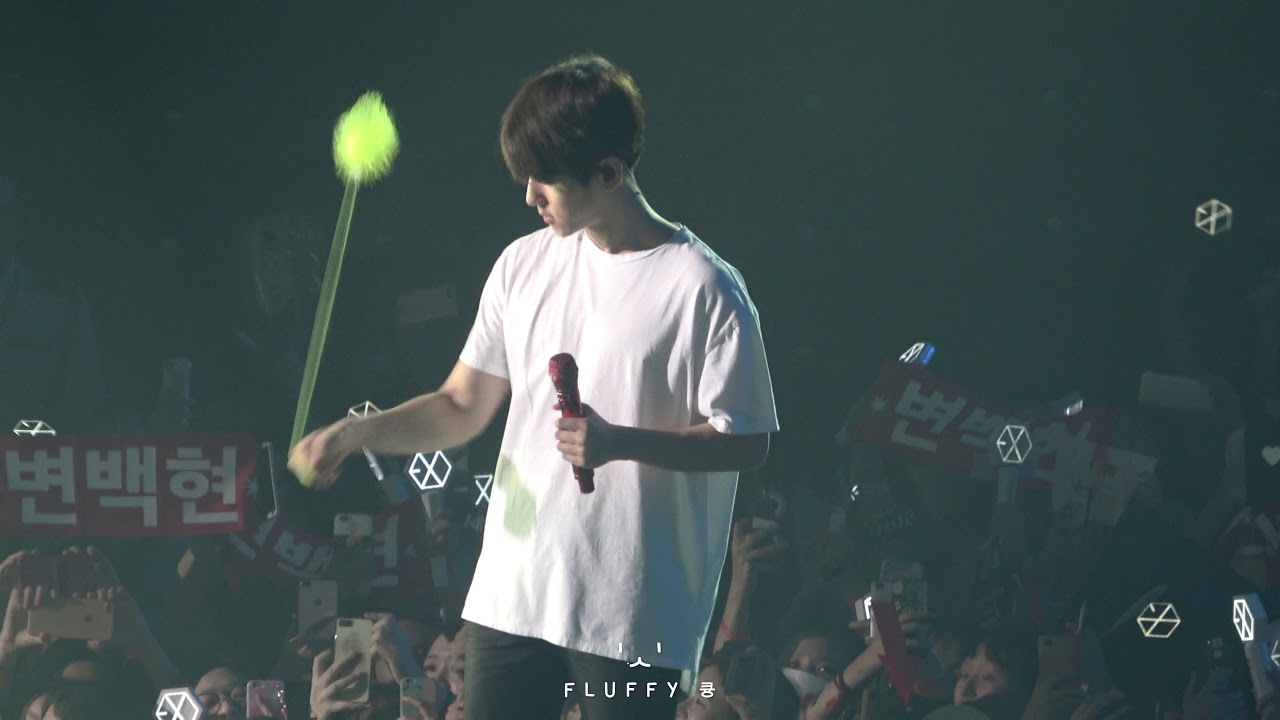 [4K] 180811 엑소 EXO ElyXiOn dot in Macau - Lucky & Run - Baekhyun 백현 Focus 직캠
