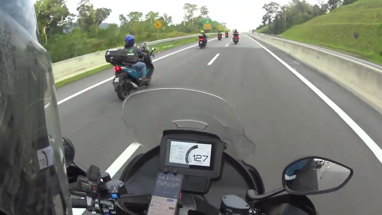 ZONTES 350E LAJU DAN POWER  KE