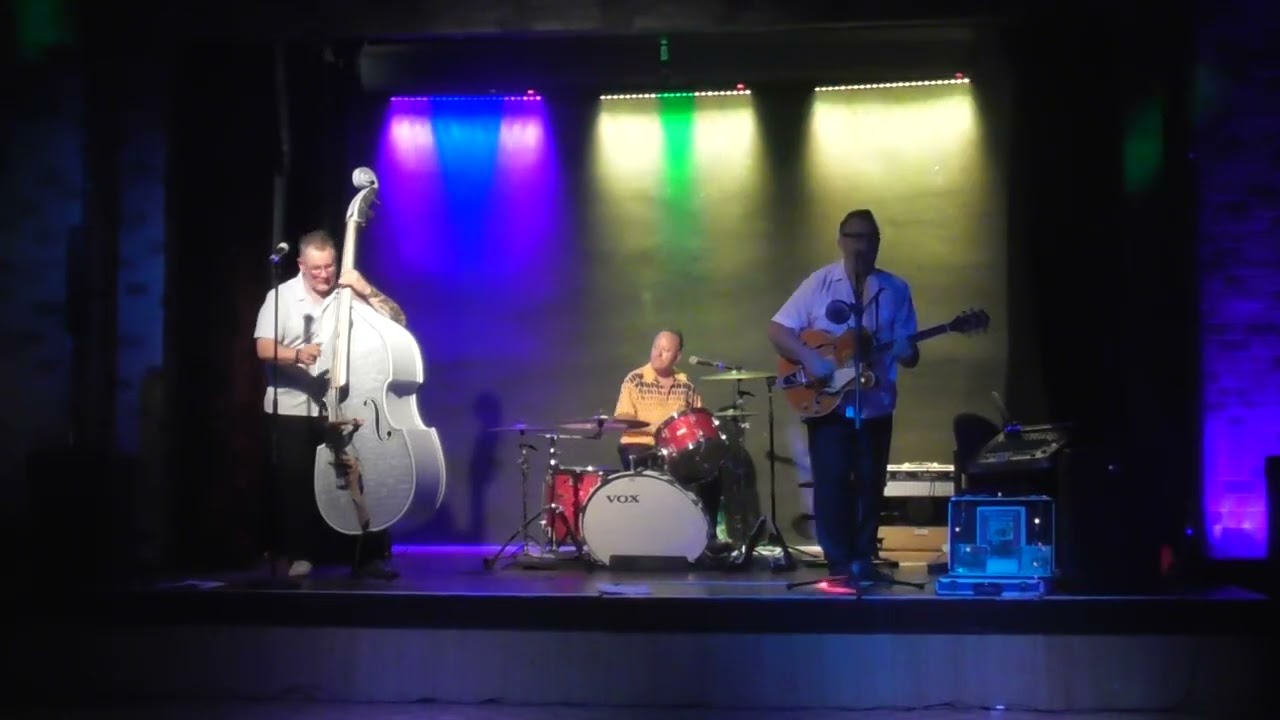 Hi Fi's @ The Rocky Rode Rock n Roll Club (Cogenhoe).21.9.24.19.