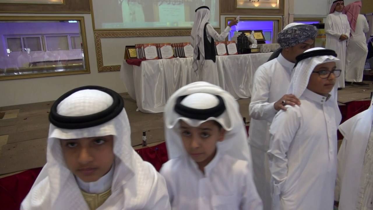 متوسطة الامير سعود الفيصل مسيرة الطلاب برنامج تهيئة طلاب الصف الاول وتوديع طلاب الصف الثالث 1437