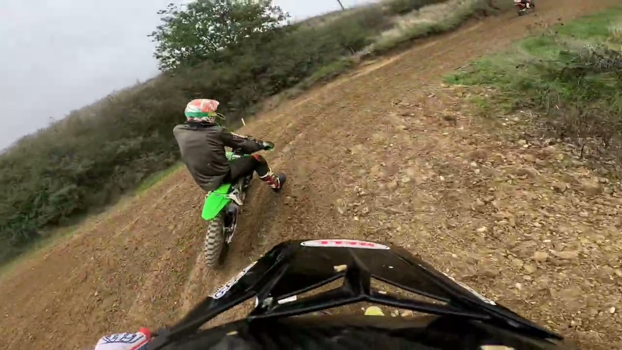 alairac avec charly  Fabrice et mes 250 impacts de balle 😅😅