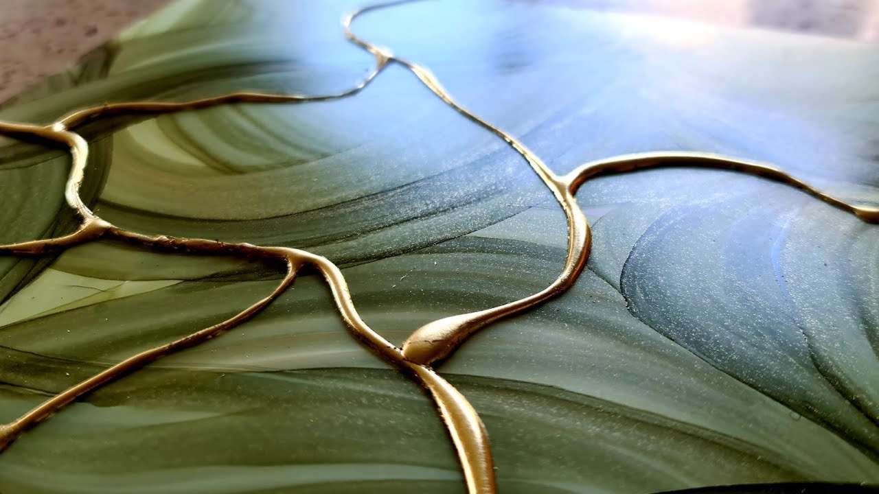 Alcohol Ink Abstract Painting Kintsugi Style - The Easy Way with Ryobi Glue Gun and Gold Leaf 174