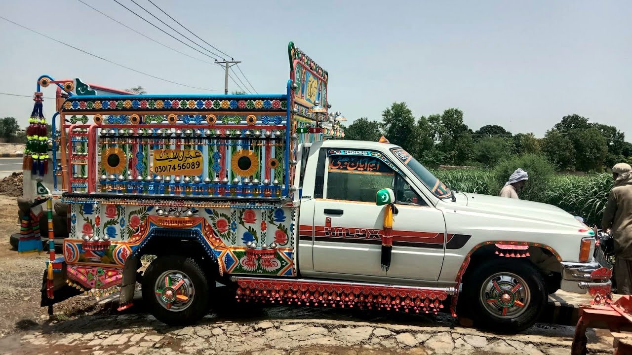 Most beautiful vehicle Toyota hilux review and price in pakistan,