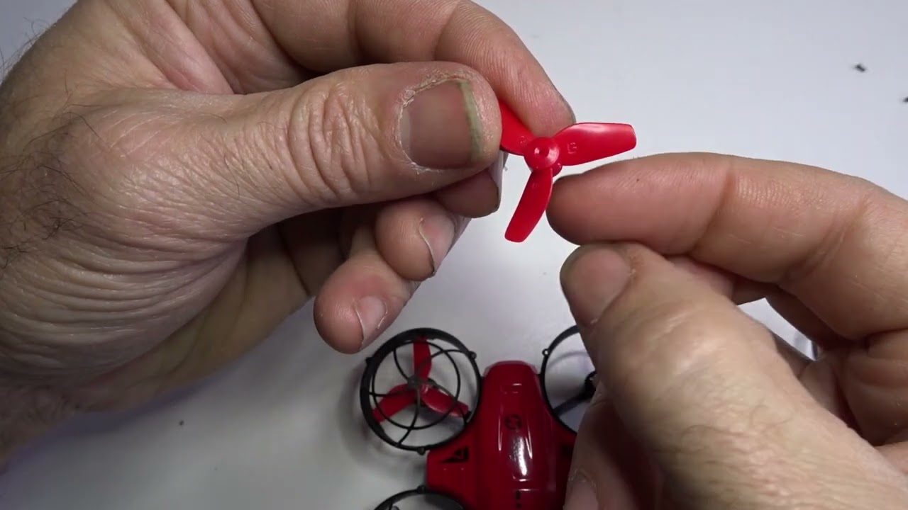 holy stone HS420 Propeller and motor  swap demonstration  video