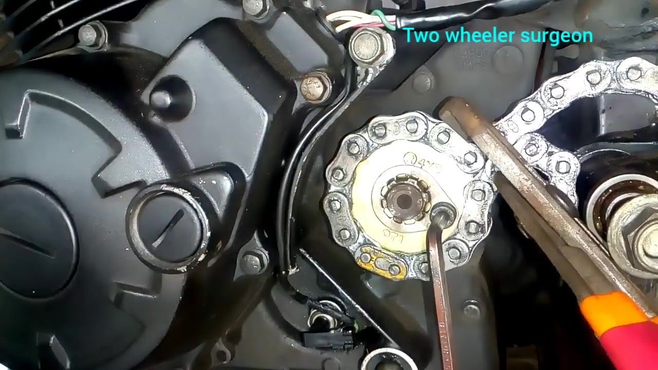 Yamaha FZ version 1 | How to fit inner sprocket...