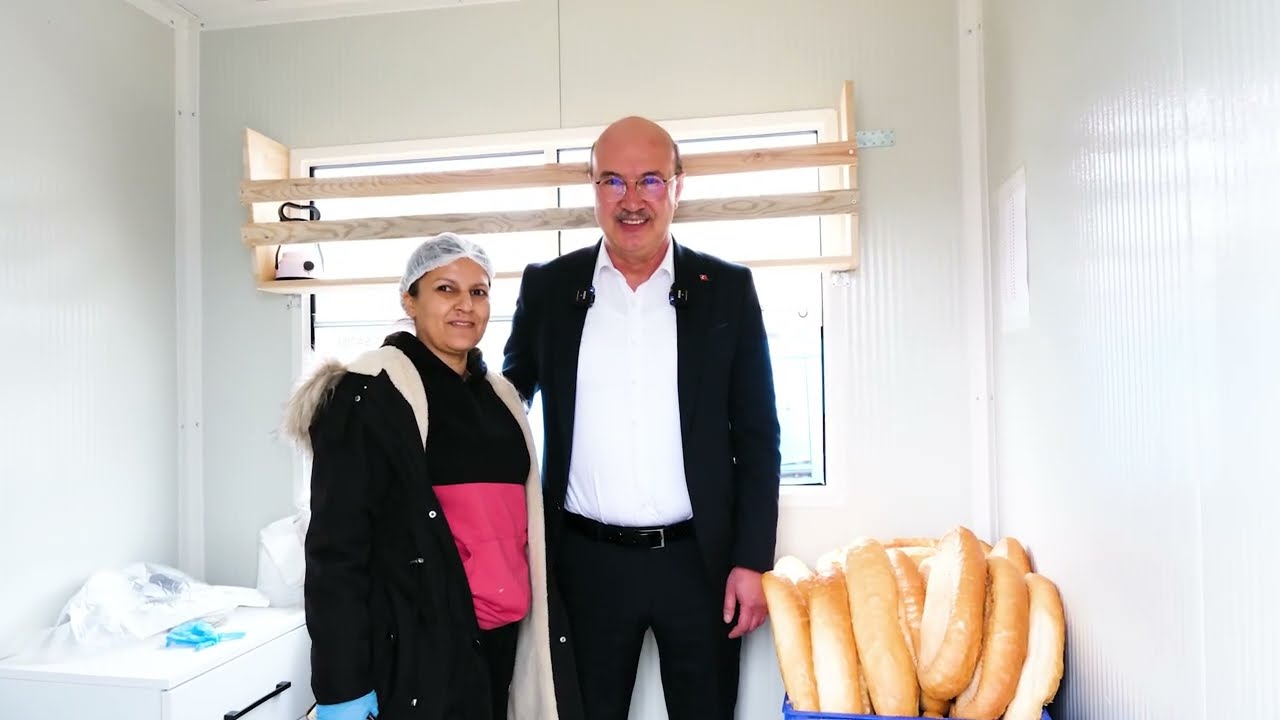 Akşehir Halk Ekmek Hizmetinizde.