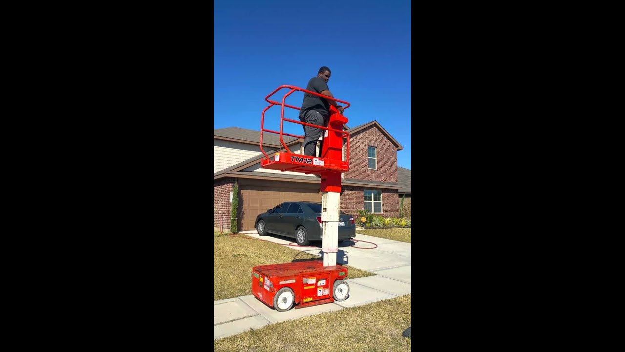 2010 Snorkel TM 12 Electric Boom lift