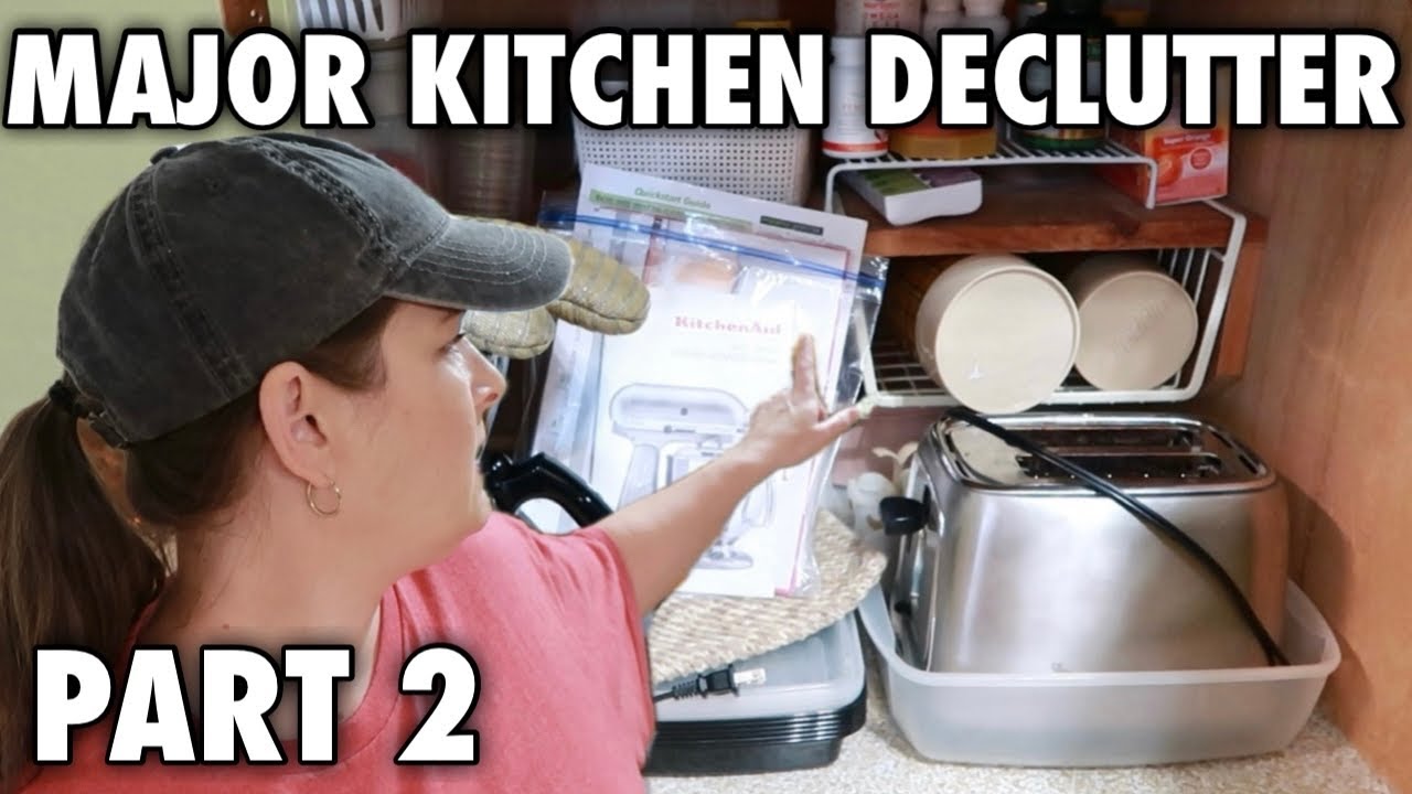 KITCHEN DECLUTTER & ORGANIZE WITH ME! Decluttering & Deep cleaning series! Kitchen day~part 2
