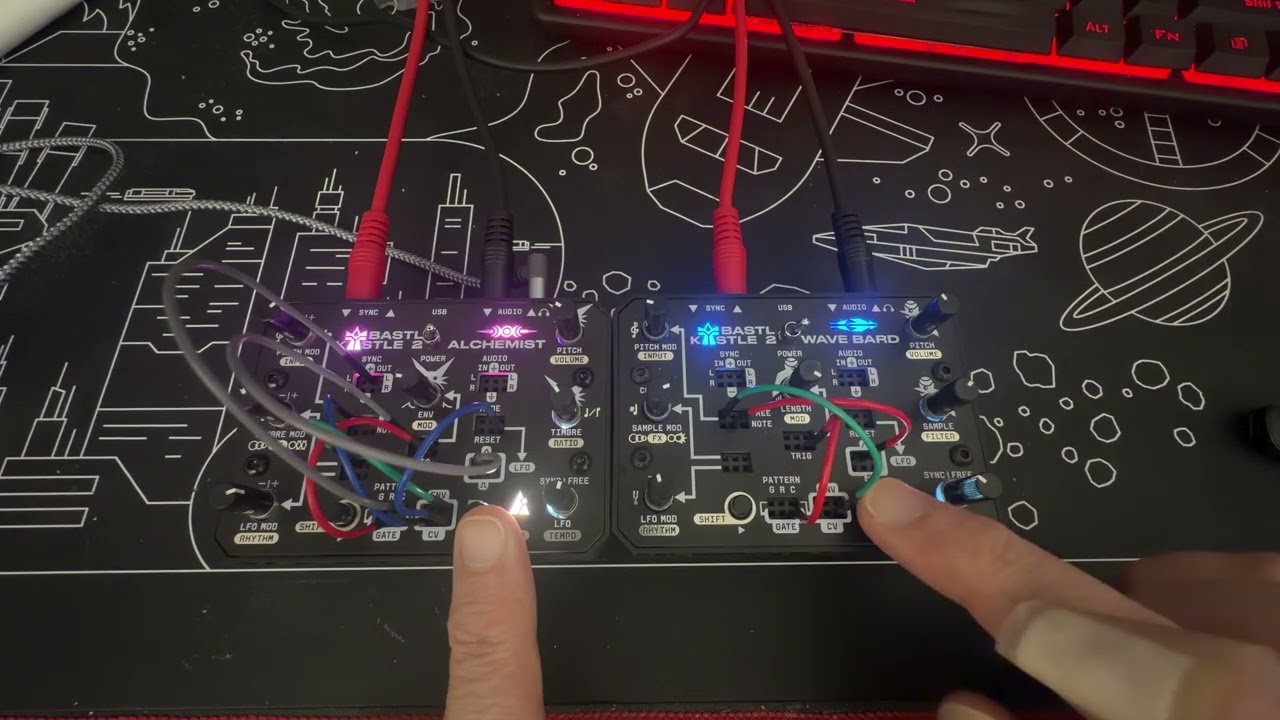 Cadence and Cascade - Live jam minimal techno with Bastl Kastle Alchemist and Wave Bard