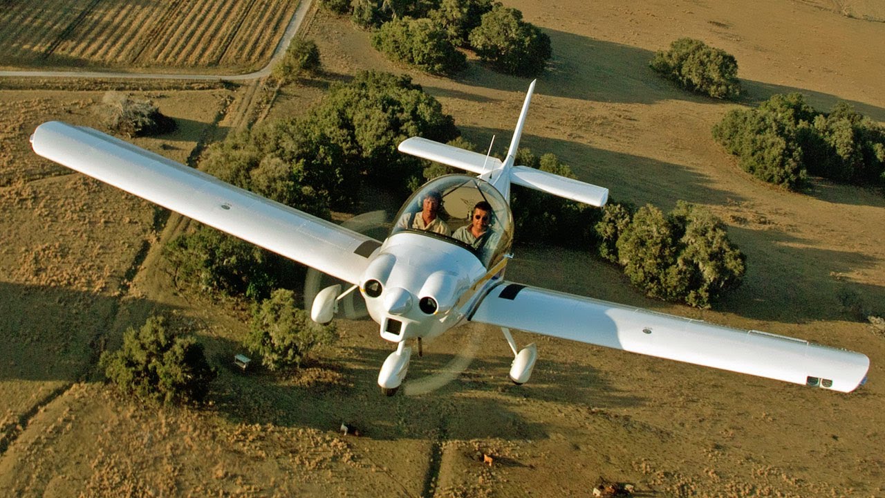 Flying on a hot day: ULPower UL350iS engine in the Zenith CH 650 light sport kit aircraft