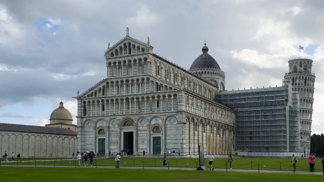 Walking around #Pisa #italy #italytravel 