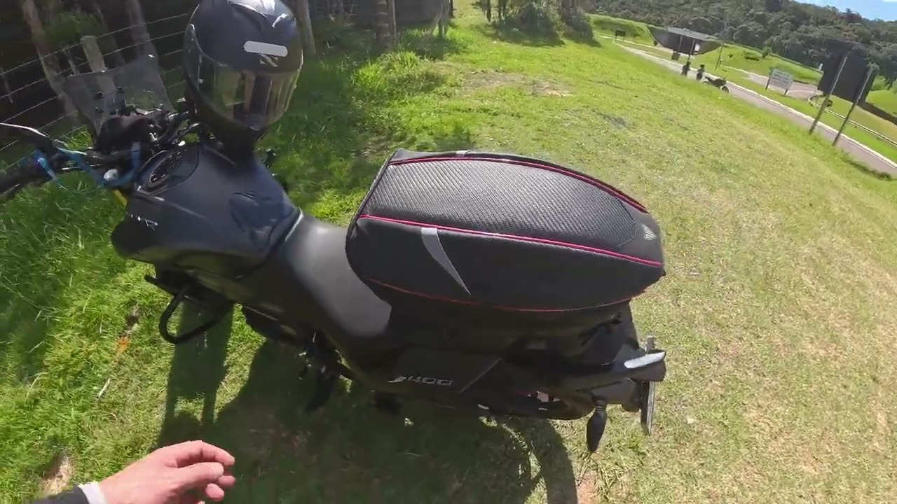 Comprei esta mochila de banco para minha moto 🏍️ 