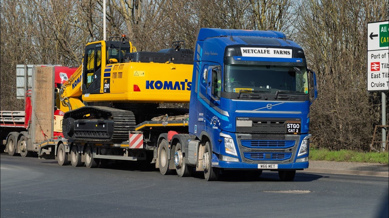 UK Truck Spotting at Thurrock Services then Tilbury Docks. (4K)
