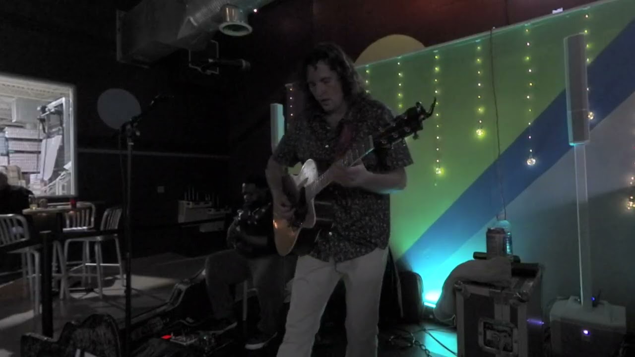 Brandon Bower - Tripping Billies