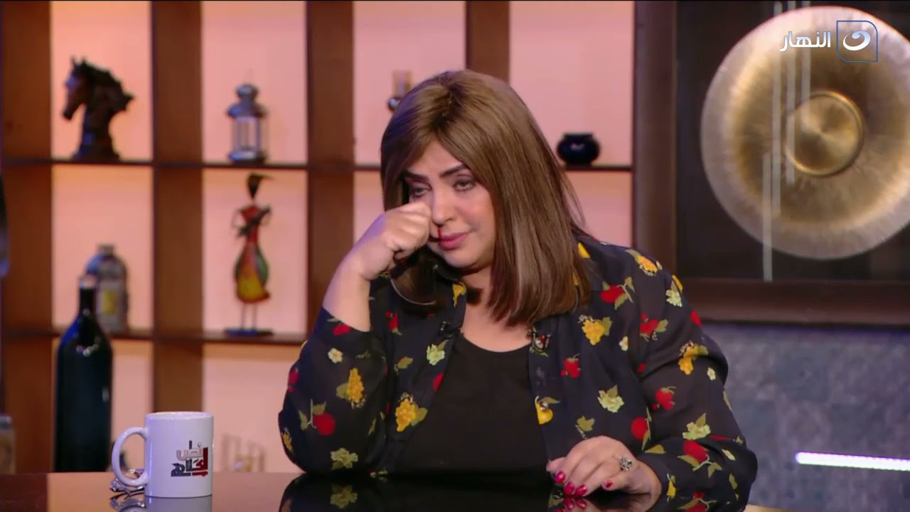 أنا مكنتش مسجونة في قضية مخلة بالشرف وفاء مكي تنفعل على راغدة شلهوب بسبب سؤالها عن سبب سجنها