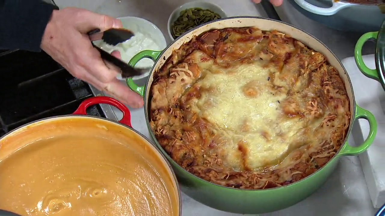 Le Creuset Cast-Iron 6.75-qt Classic Round Wide Oven on QVC