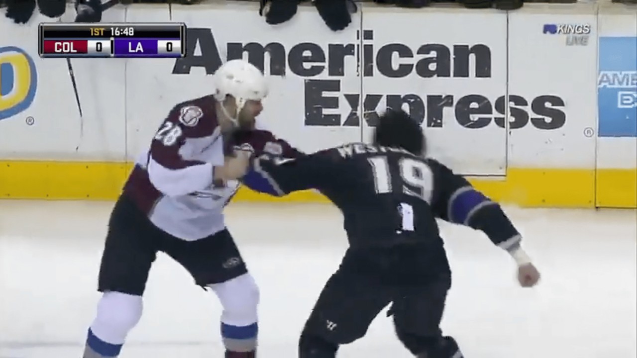 Avalanche - Kings rough stuff 2/26/11