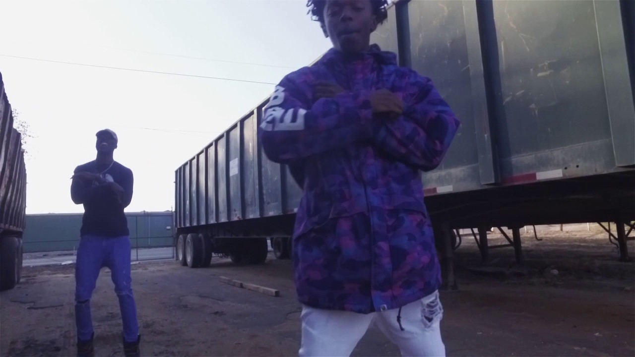 Spacejam Bo ft. D-Aye - Cry [Prod. by TrebleGang] (Directed by @shaytheshooter)