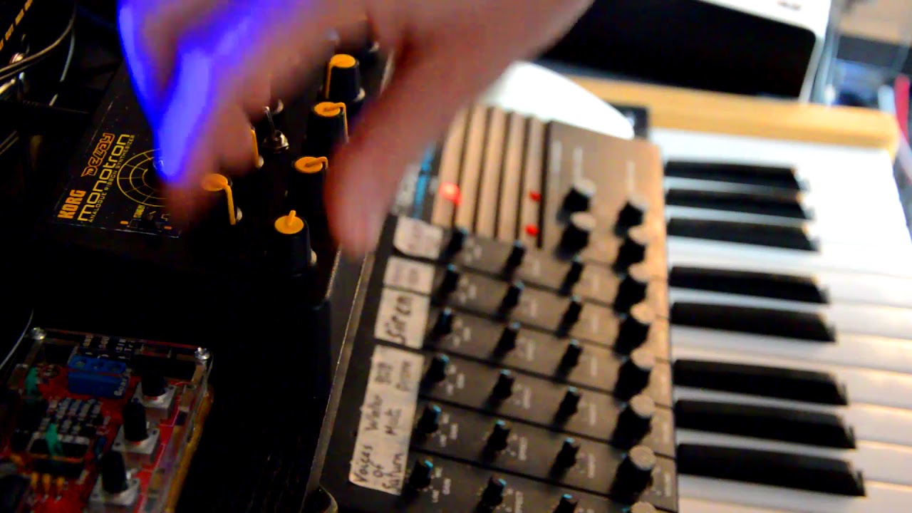 Korg Monotron Delay Demo