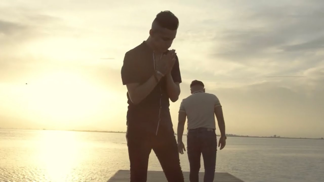 TE ECHO DE MENOS 🐥 - J ARIEL FT MC DARIEL  (VIDEOCLIP OFICIAL)