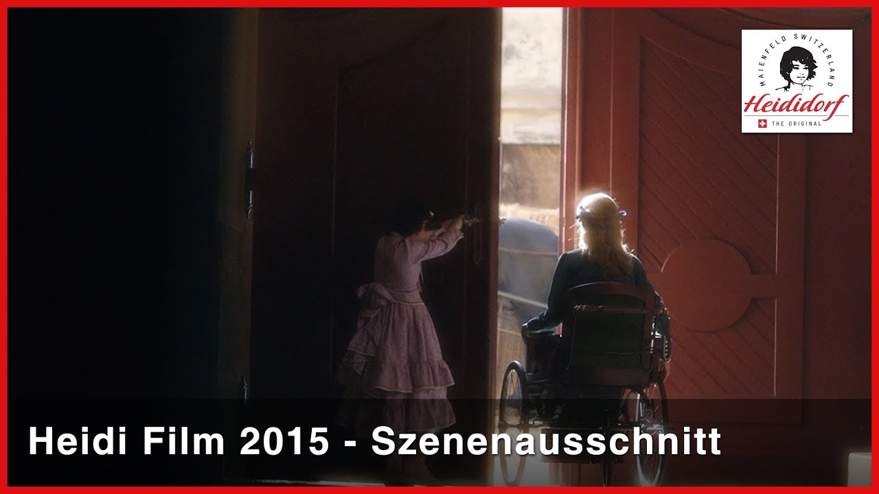Heidi (movie 2015) -  Szene: Heidi und Klara schleichen sich nach draussen