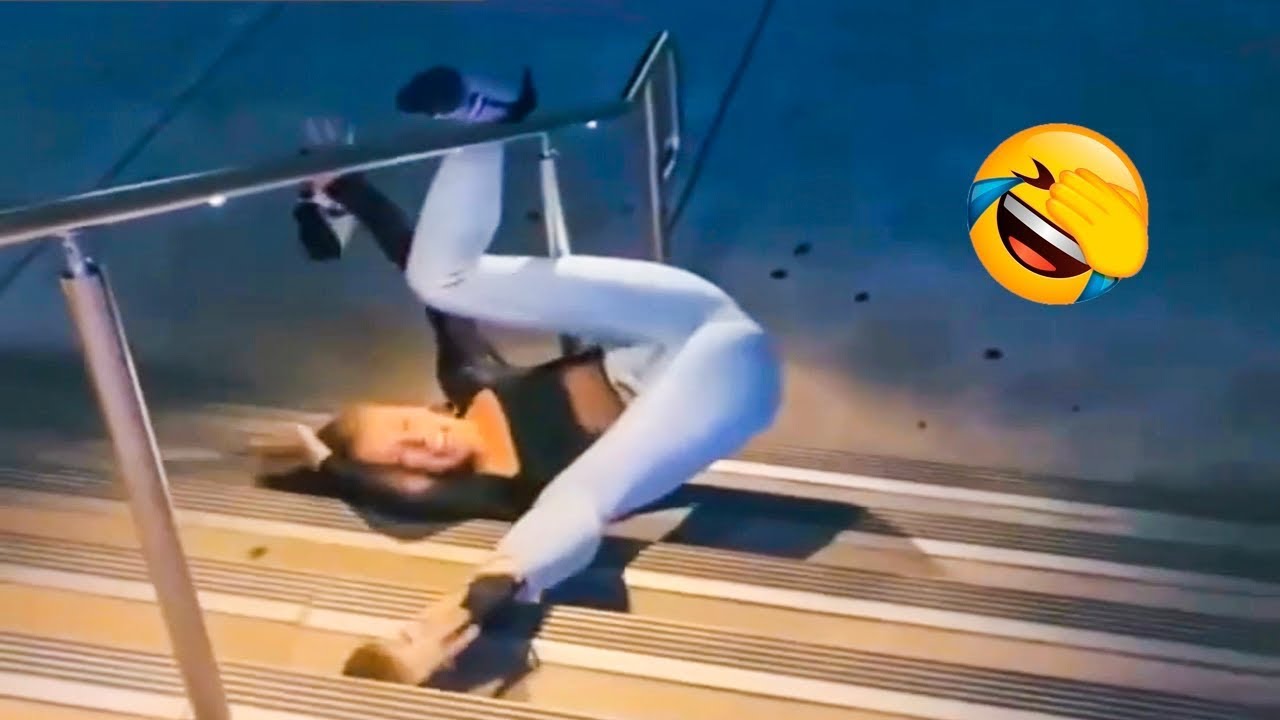 Best Funny Videos Of 2025 😂 TRY NOT TO LAUGH Funny Videos #14 😂