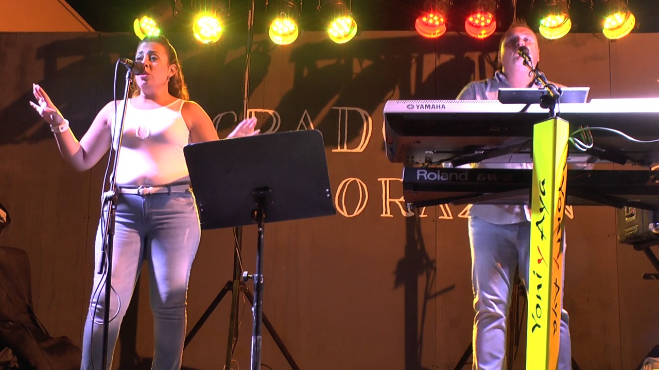 TELDEENFIESTAS PARTE 1º DEL BAILE DE YONI Y AYA EN LA PLAZA DEL CORAZON DE JESUS  OJOS DE GARZA 2016