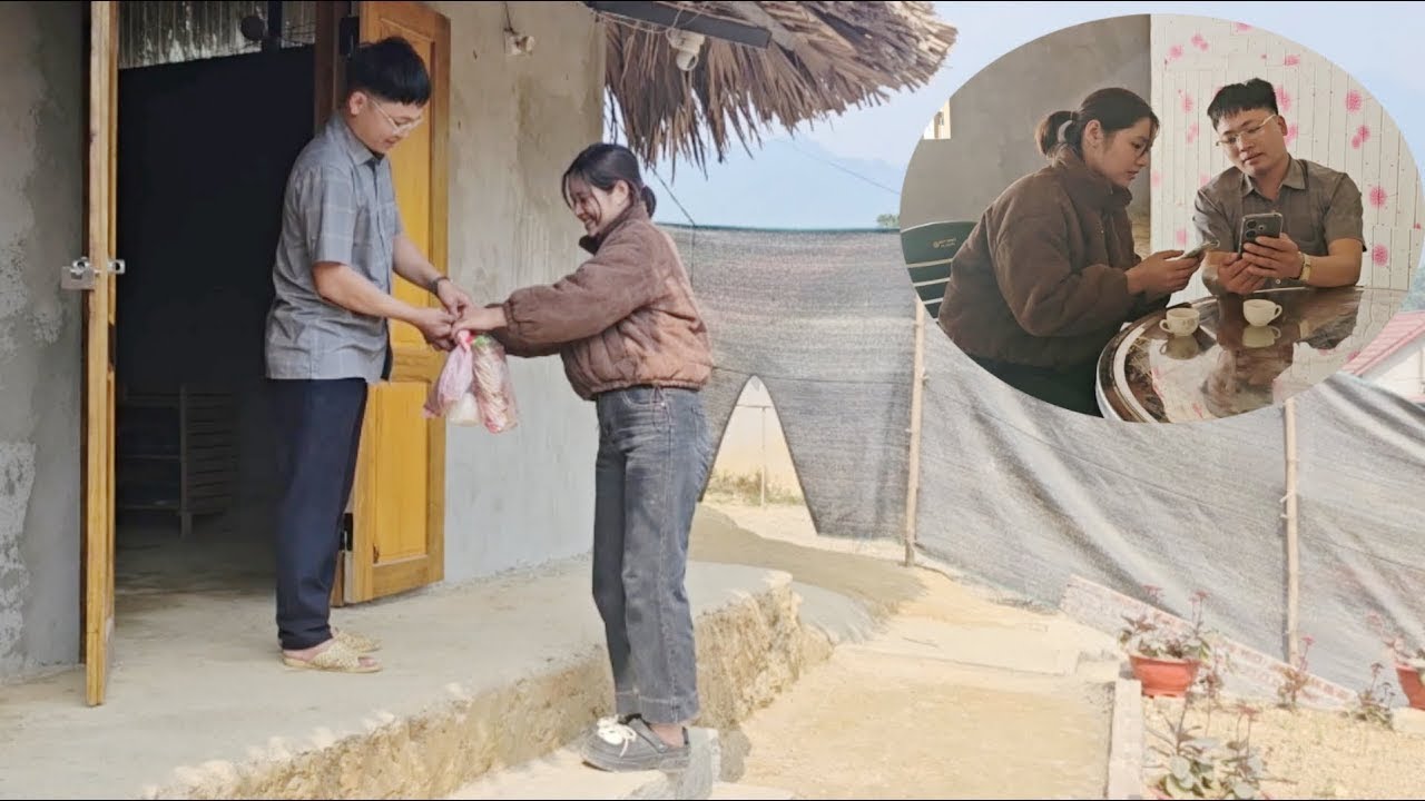 The strange girl brought gifts to thank Thanh for helping her.