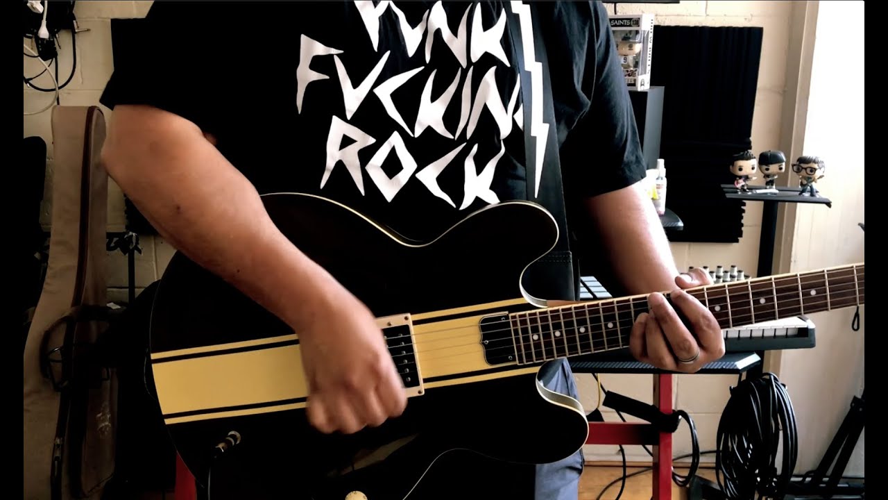 Blink 182- Down ( Guitar and Bass cover)