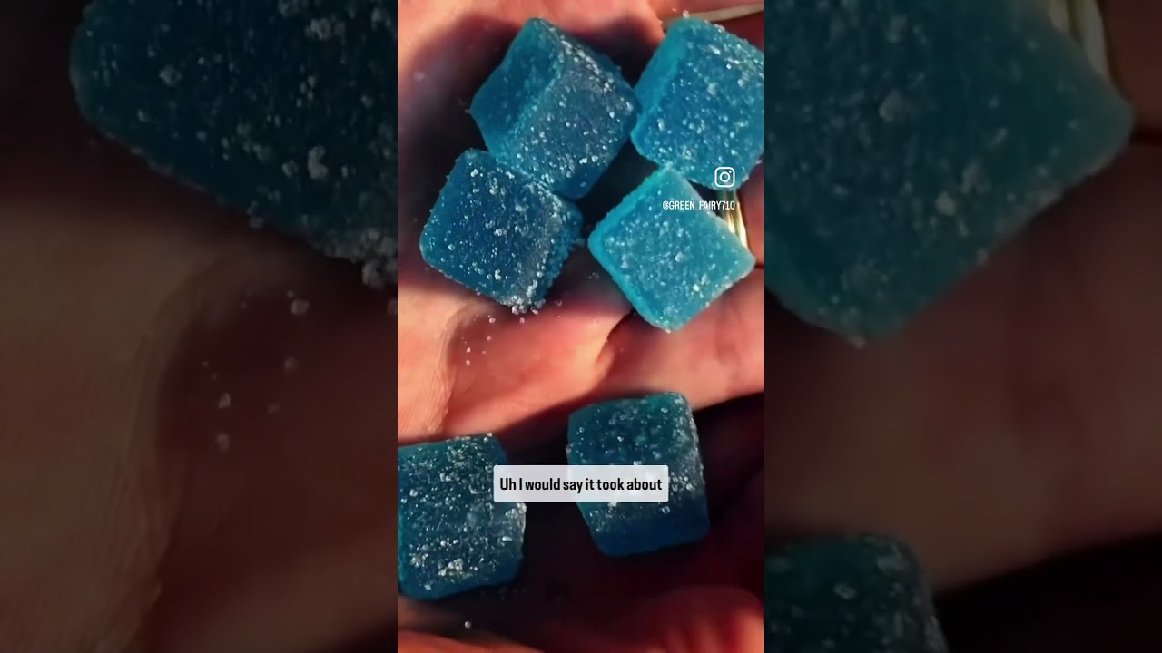 Review on MoonWLKR Delta 8 Europa Blue Dream Berry Gummies