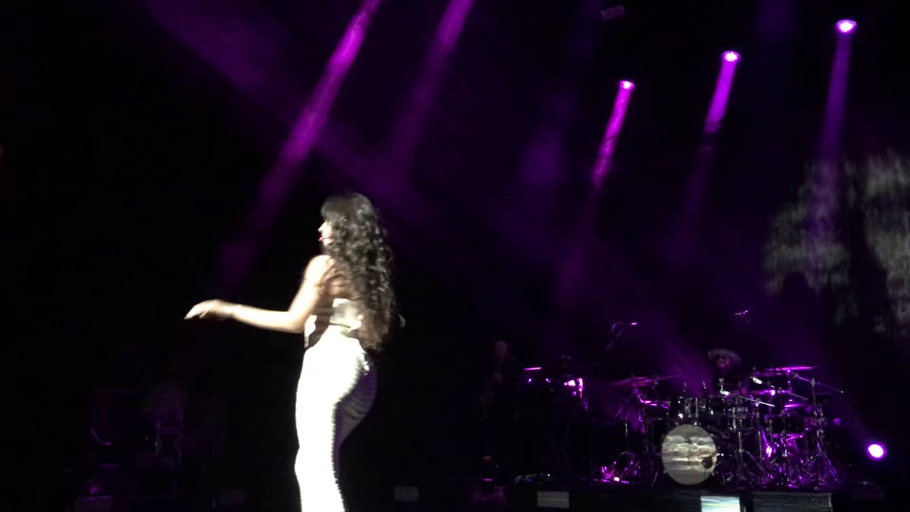 Camila Cabello - Into It (Verizon Up Miami)