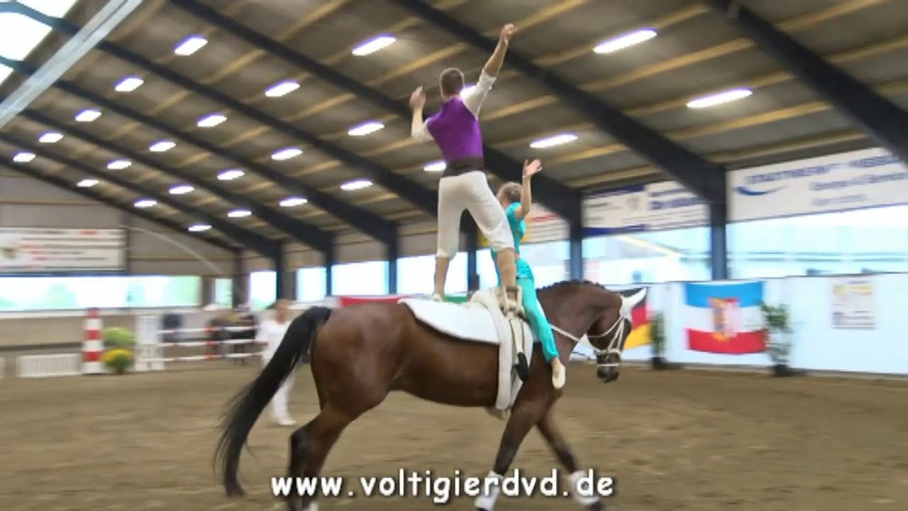 Michael Walker - Nadja Wiesenberg - Pas de Deux 03 - Deutscher Voltigierpokal Niebüll 2017