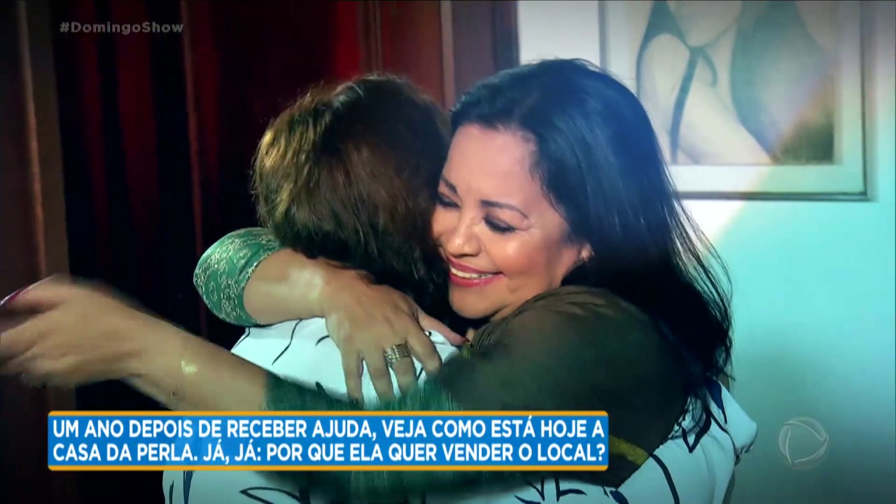 Amigas que ajudaram Perla a organizar sua casa reencontram cantora