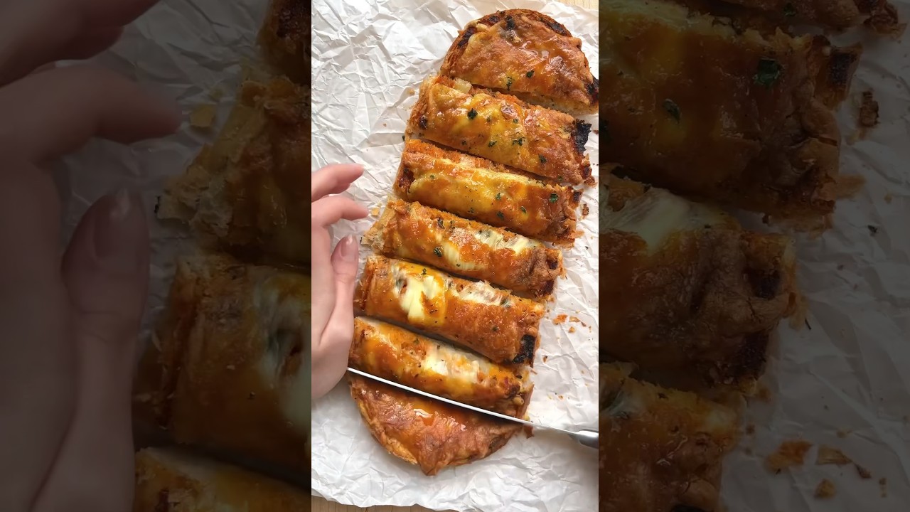 Gochujang garlic bread