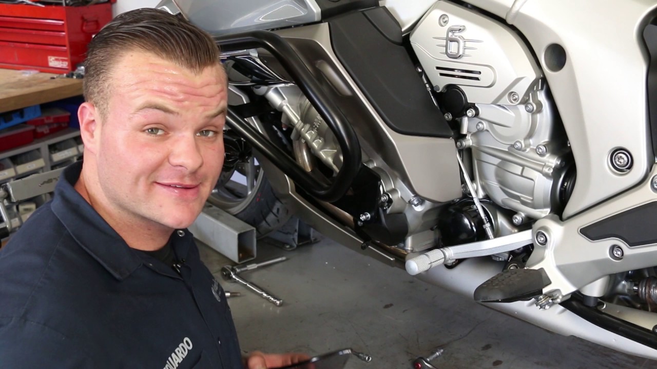 BMW K1600 GT   GTL Splash Guards