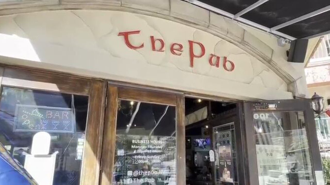 Паб The Pub at Lake Las Vegas отмечает 20-летие в День Святого Патрика.