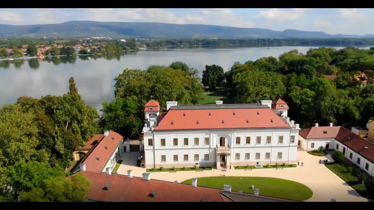 Kastélykörút - 2022 - I. évad - 6/12 – Esterházy-Kastély – Tata