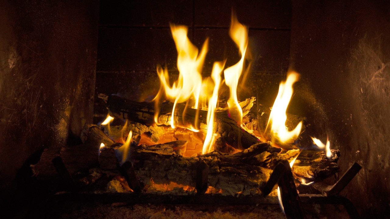 Relaxing Piano & Fireplace 🔥 Radio