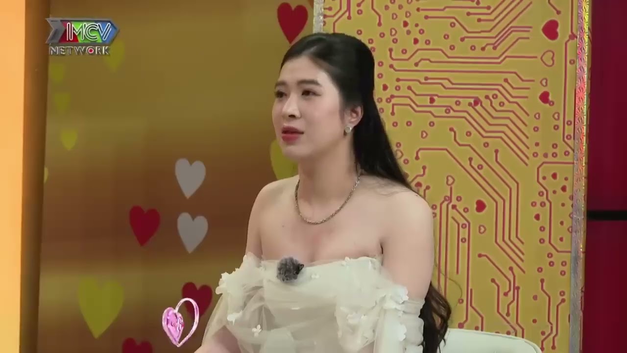 SỐC mối tình GẤP GÁP của cặp đôi